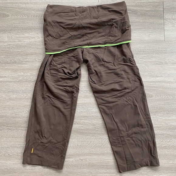 LUCY Activewear Yoga folded waist pants - Picture 2 of 3